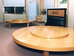 清華店内の様子